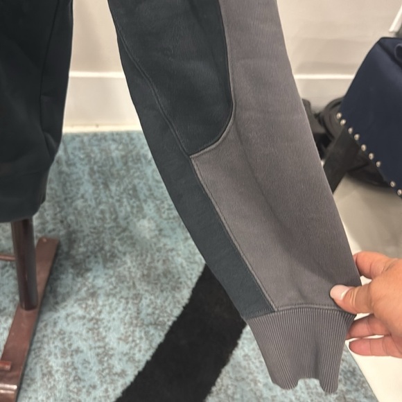 Air Jordan X Off-White Collaboration in Black Hoodie Sweatshirt.  Sz XL - Picture 9 of 16